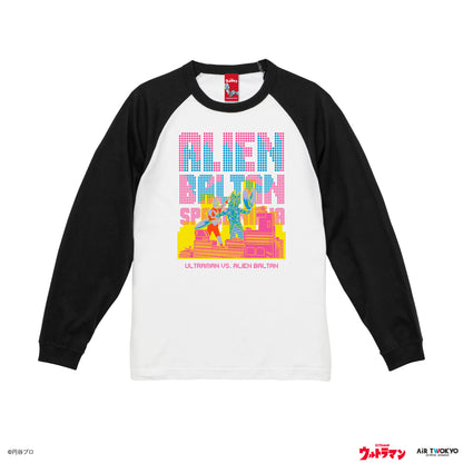 「ウルトラマンシリーズ」 第1弾 アメコミイラストロングスリーブTシャツ 1（バルタン星人）