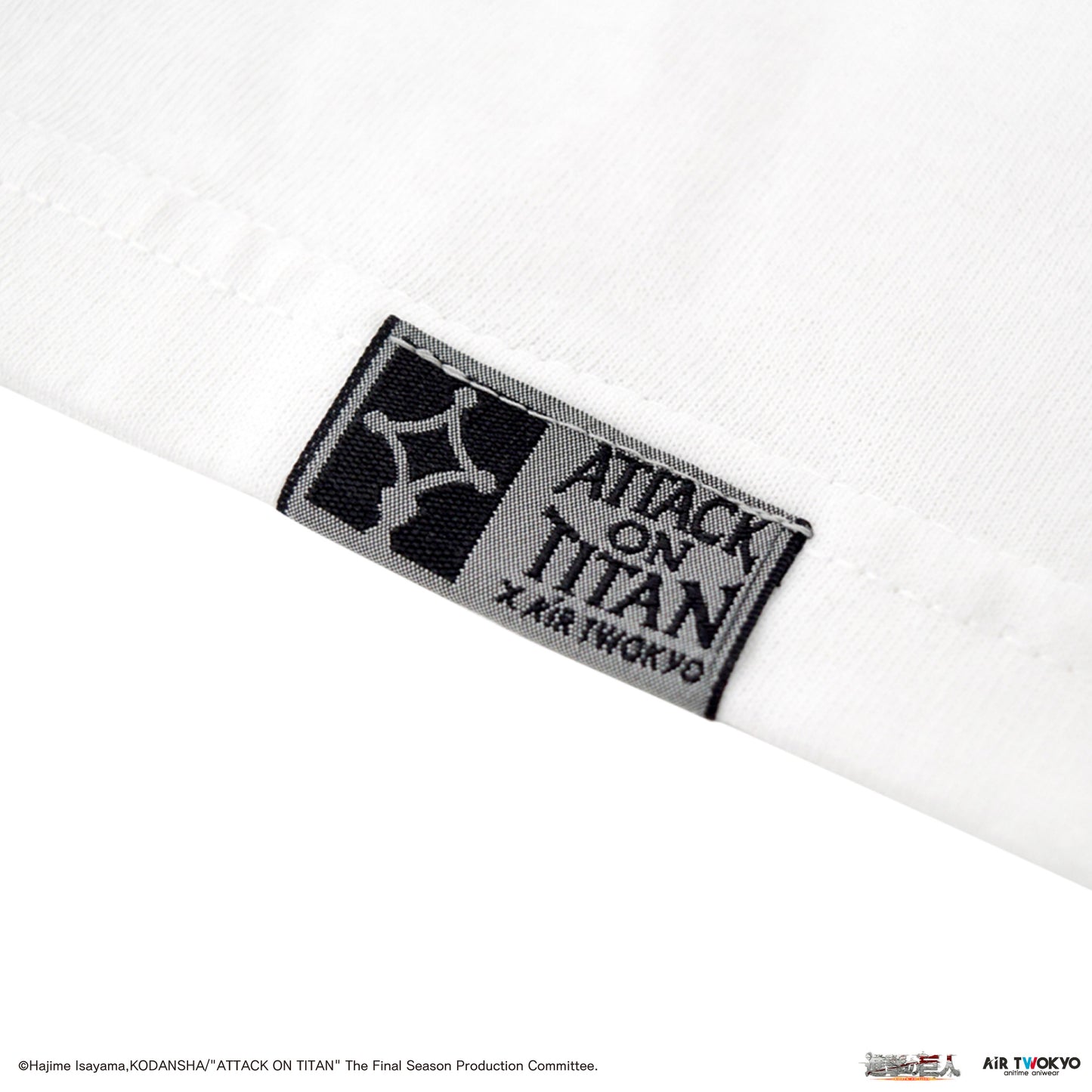 「進撃の巨人」 The Final Season　九つの巨人　コラージュグラフィックロングスリーブTシャツ